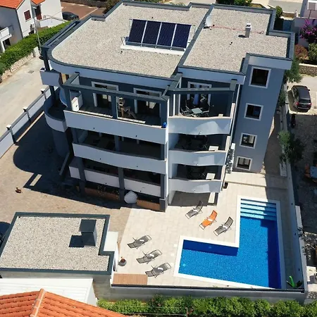 Villa Mariella Novalja Exterior photo